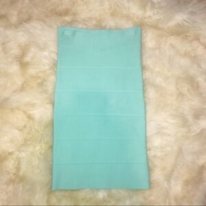 Bcbg mint green pencil skirt bandage